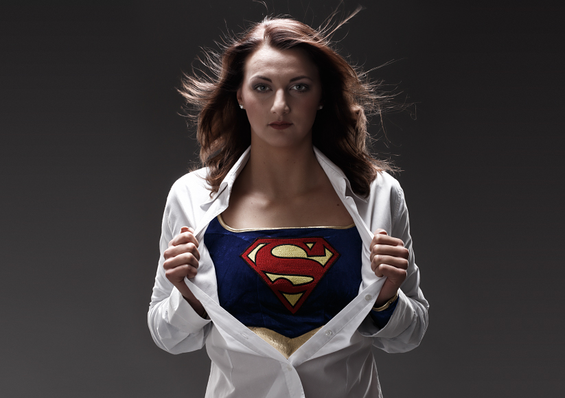 anna-rueh_13_motiv_superwoman